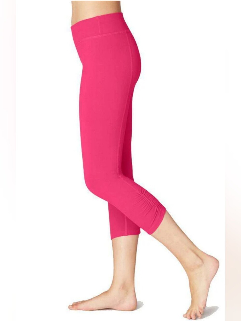 Beyond Yoga bright pink cinched ankle capri leggings women's Size Large